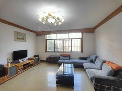 曲靖麒麟南城门曲靖一中文昌校区对面单元房二楼家具齐全东关一小一幼市区政府近出租房源真实图片