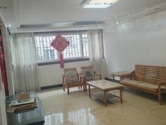 桂林象山中山南路天然气2018新装近东安世纪花园小区3房2厅2卫2楼免费停车出租房源真实图片