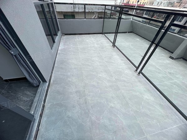 深圳罗湖黄贝岭黄贝岭华侨新村罗湖区黄贝岭站 近丽斯大厦 瑞思国际