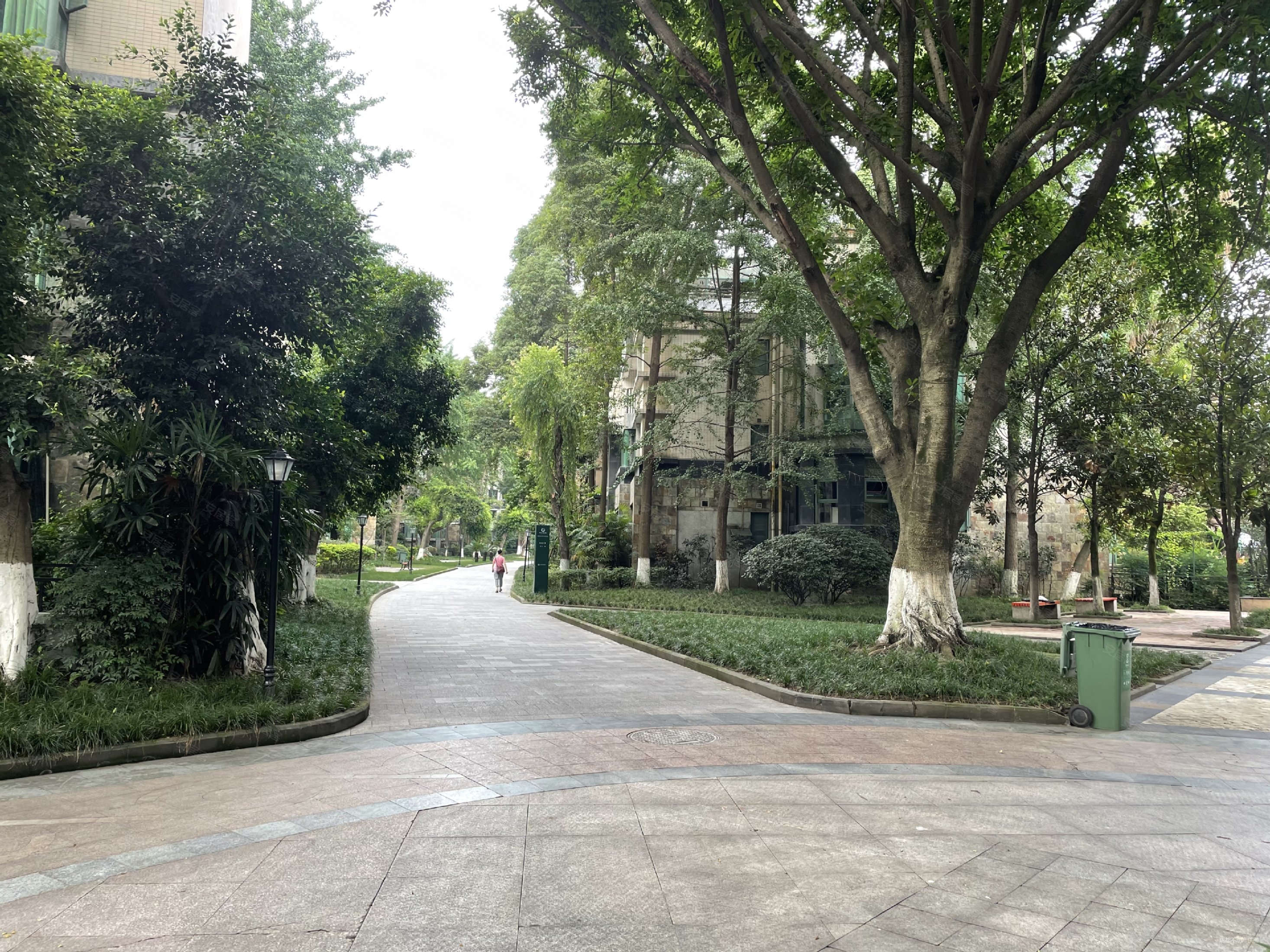成都房产网>成都二手房>高新区二手房>神仙树二手房>中海名城>