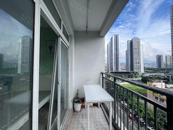 重庆江北寸滩卓润新丽居寸滩 头塘轻轨旁 自己的房子 爱干净的来 无