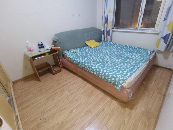 长春二道东盛新苑花园东盛大街地铁口,精装一室 家电齐全 随时看房