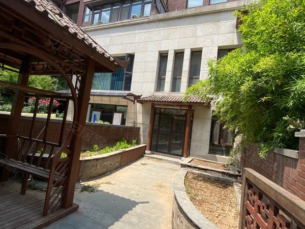 郑州惠济北大学城天地湾禧苑(别墅)天地湾别墅,280平,上下3层豪华装修