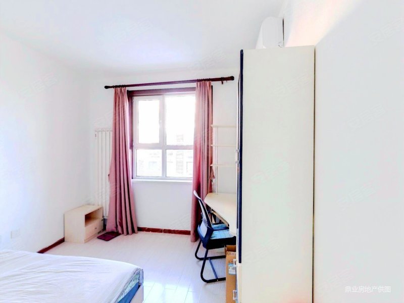 花溪苑精装洋房两室近地铁带三个阳台南北通透随时看房