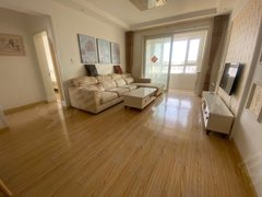 日照东港新市区裕升华庭91平米，精装大两居室。带部分家具家电。出租房源真实图片