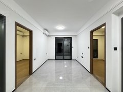 东莞凤岗凤岗中心都市慧谷企业宿舍 家电齐全 2室2厅1卫  随时可看出租房源真实图片