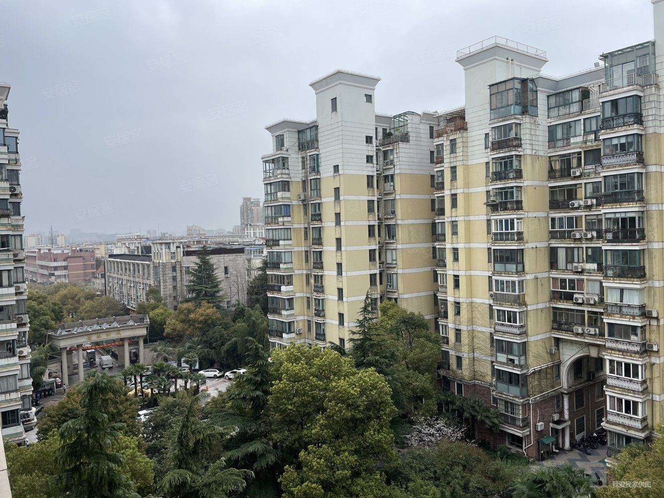 康泰新城少数电梯两房诚意卖总价低看房预约