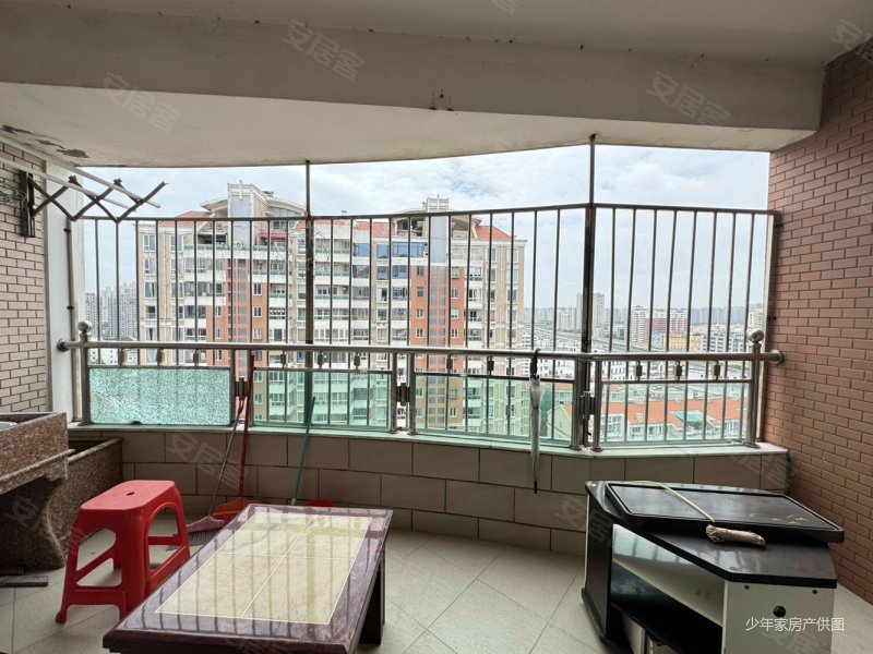 鲁班奖小区,电梯高层前后双阳台,看房钥匙在手随时可看,金帝花园二手