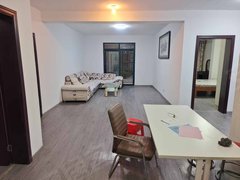 东台东台城区鼓楼路步行街龙晶花园三室二厅一层楼1200一个月施设齐全拎包入住交通方便出租房源真实图片