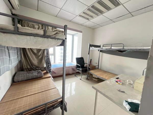 解放碑租房,日月光解放碑1号 商圈附近 3室2厅2卫 员工宿舍 近地铁