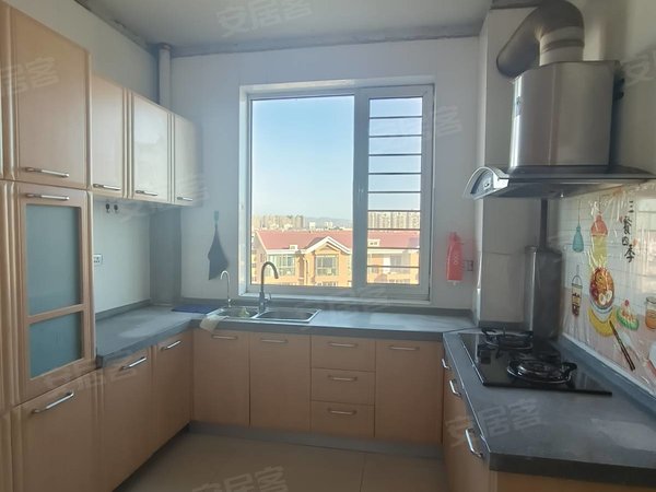 包头稀土高新区高新一中日月豪庭急租日月豪庭一居室，家具家电齐全，包暖包物业，拎包入住！出租房源真实图片