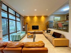 上海松江九亭超大落地窗 客厅挑高7米 阳光充足 家电齐全 可办居住证出租房源真实图片