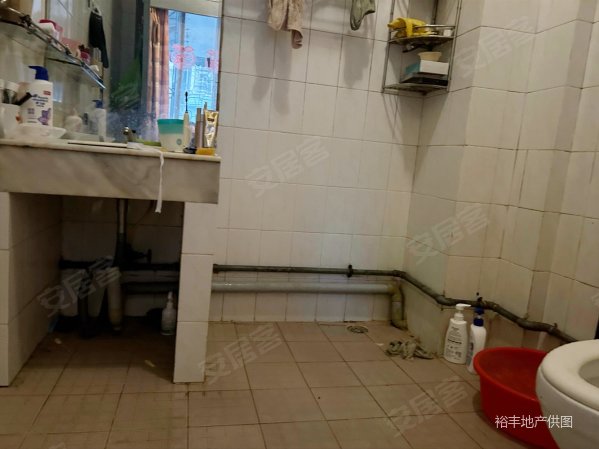 南北通 方便看房,广信白兰花园二手房,235万,2室2厅,1卫,78平米-广州