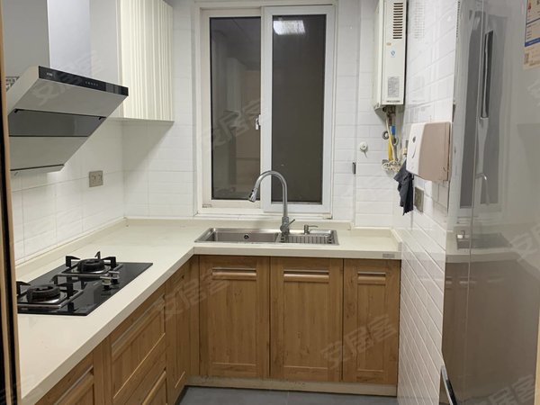 【多图】中海玺园,曲江公园租房,中海玺园一楼带大院子 三室 设施齐全