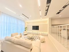 上海松江九亭豪装联排别墅，全新装配拎包入住，奶油风格装修，看房提前预约出租房源真实图片