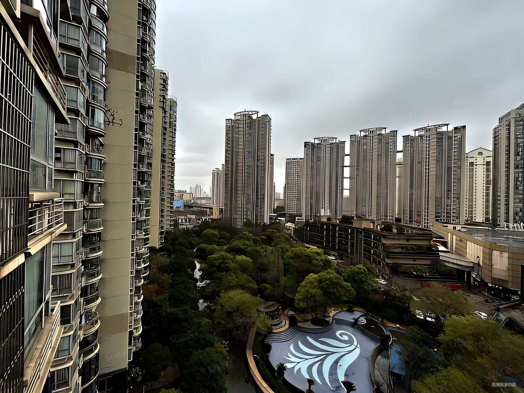恒茂国际华城八一广场旁北京西路丁公路地铁站南昌铁一中附近,恒茂国