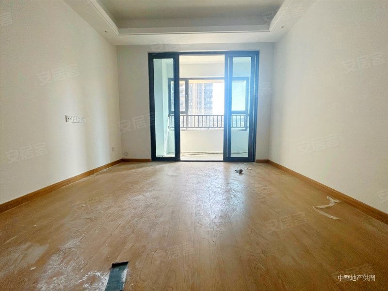 新力弘阳湖语时光张衡路3室1厅1卫941平方米