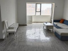 喀什喀什市喀什城区徽州园四室 家具家电齐全可拎包入住出租房源真实图片