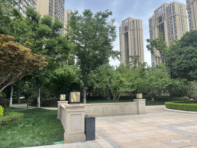 万科翡翠滨江  两房