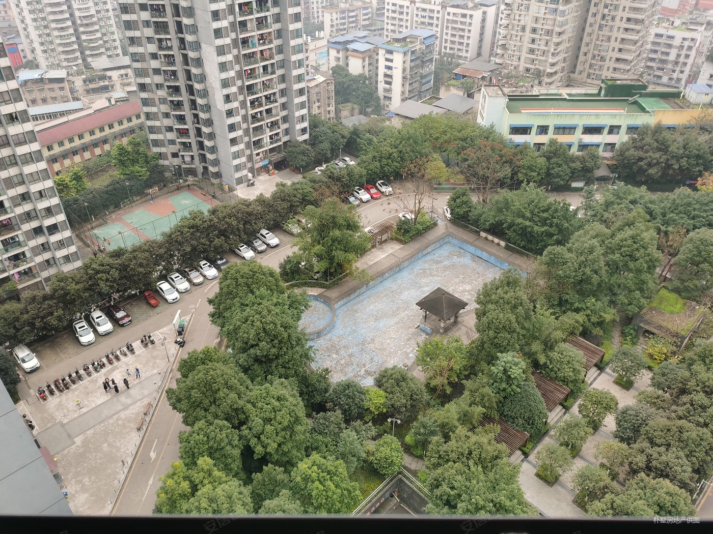 帝豪南城国际3室2厅1卫104.77㎡北95万