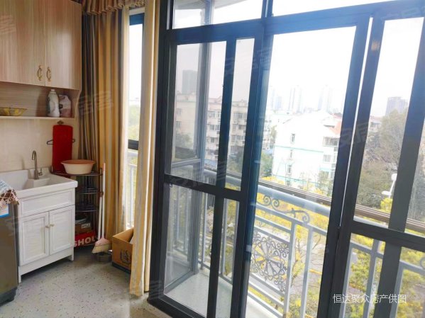 佳和馨居高楼层采光充足精装修商业配套成熟正规商品房