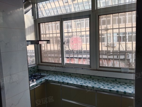 衡水桃城怡然城电力局家属院(和平西路)电力局家属院两居室!位置交通便利!精装修好楼层出租房源真实图片