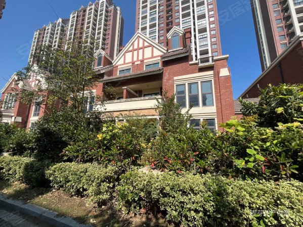 高速云水湾别墅