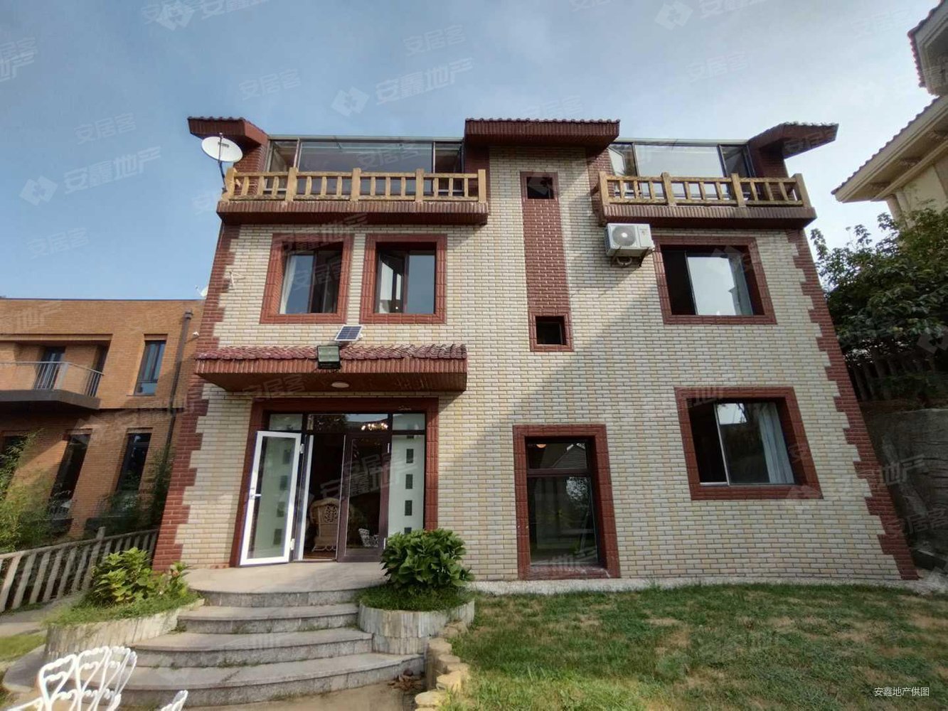 大连中山区付家庄独栋70年别墅观山望海,华侨别墅二手房,1200万,7室4