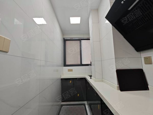 南宁横县横县城区贵源雅郡大竹电梯2房诚意出租,新净 有钥匙看房出租