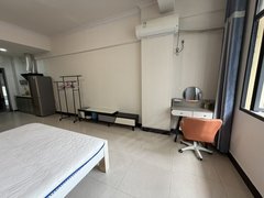 吉首吉首吉首城区距离州医院门诊部非常近，又靠近第八小学拎包入住出租房源真实图片