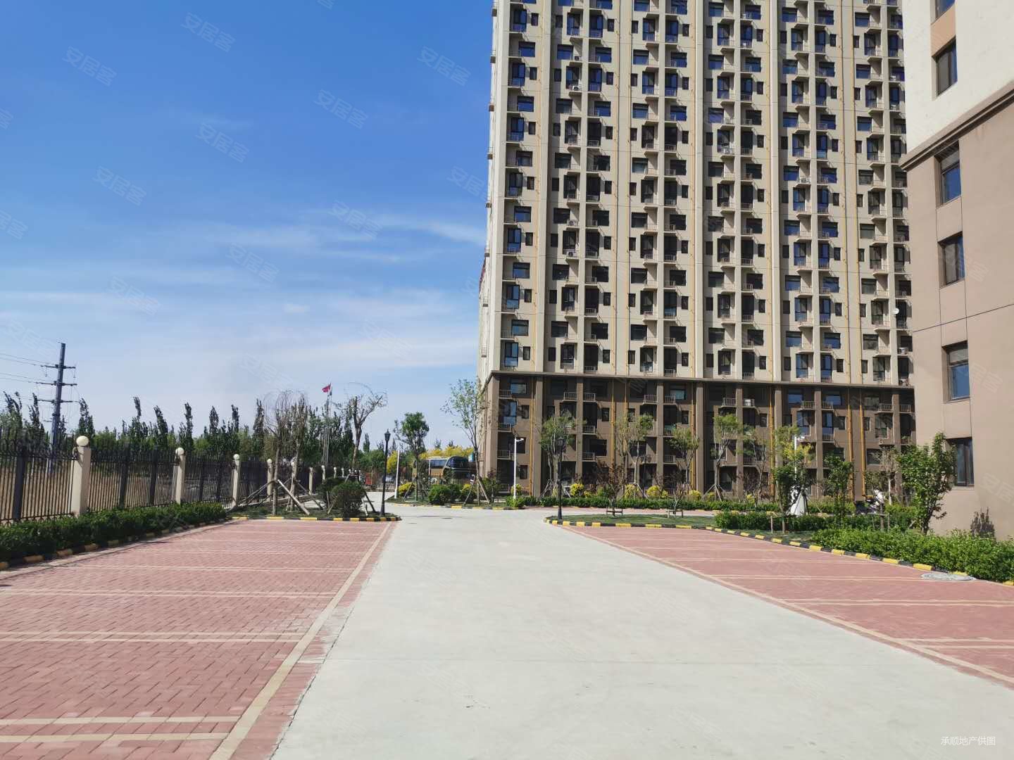 急售急售32万可以贷款,翡翠蓝湾二手房,32万,2室1厅,1卫,44平米-天津