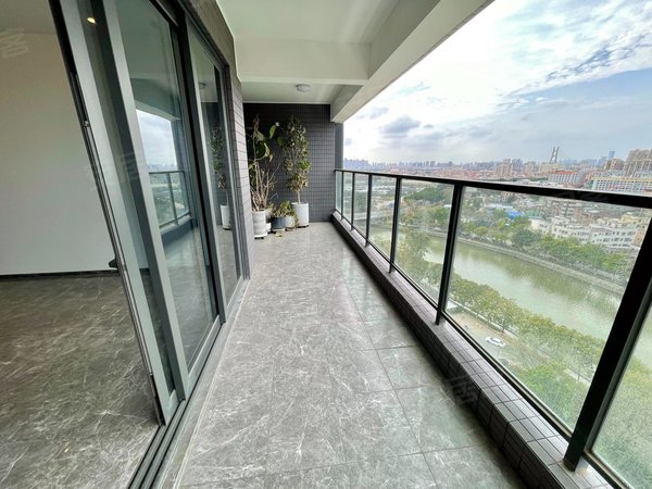 广州荔湾芳村保利花海湾保利花海湾 3室2厅2卫 127平 精装修 电梯房