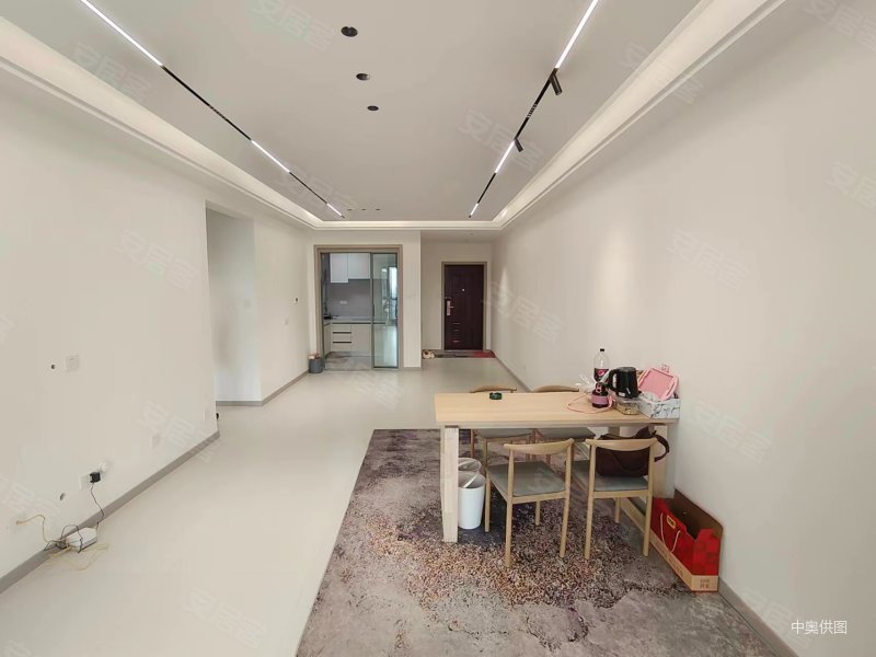 融城朗悦精装三室首付21w家具齐全全新装修