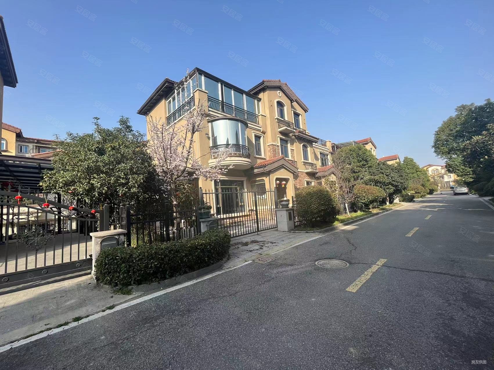 碧桂园欧洲城别墅