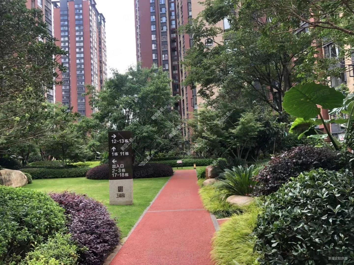 6楼3房126平170万润城五区五福临润城东南毛坯