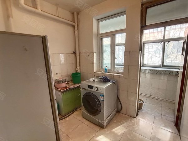 济南槐荫西市场裕园小区采光好 2楼无遮挡 有钥匙 西市场和谐火车站