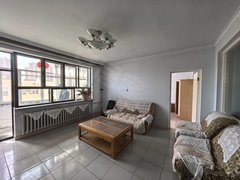 巴彦淖尔市临河临河城区五中,陪读,三室步梯,94平米带俩个凉房,出路方便,租金面议出租房源真实图片