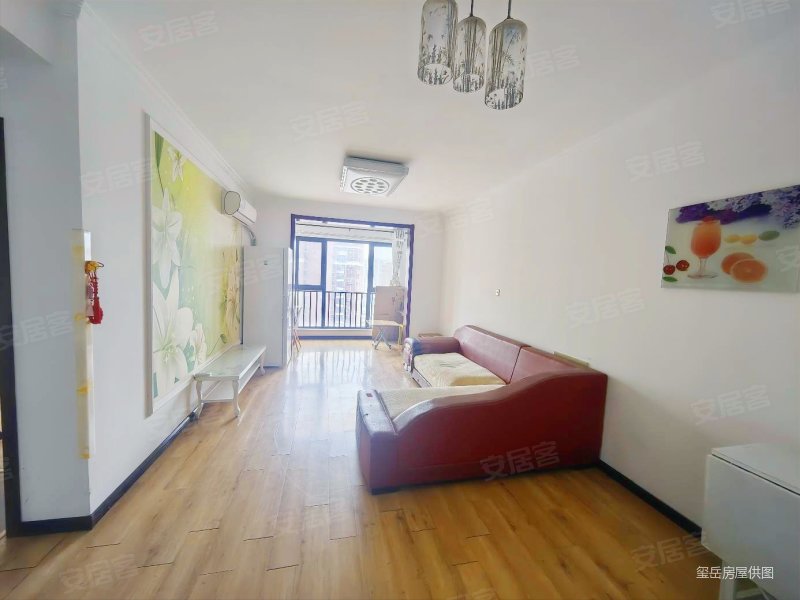 80就行,盛世景园两居.光明中,紧邻城际高铁站.随时可看.