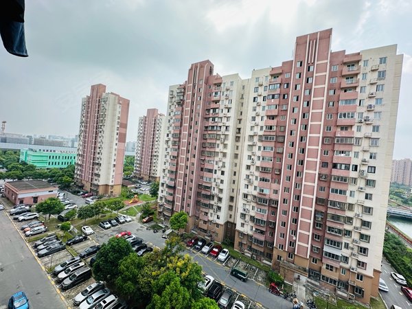 上海浦东周浦汇福家园平安里(南区)平安里整租一房.出门地铁16号站.