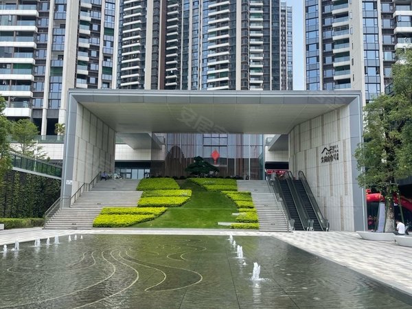 深圳宝安流塘尖岗山壹号花园尖岗山壹号花园,全新小区,舒适安静,免