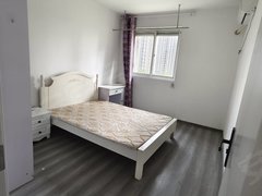 常州溧阳城中幸福城南苑单间朝南大房间家具家电齐全本人自己房子出租房源真实图片