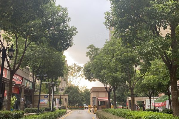 九龙仓碧堤雅苑