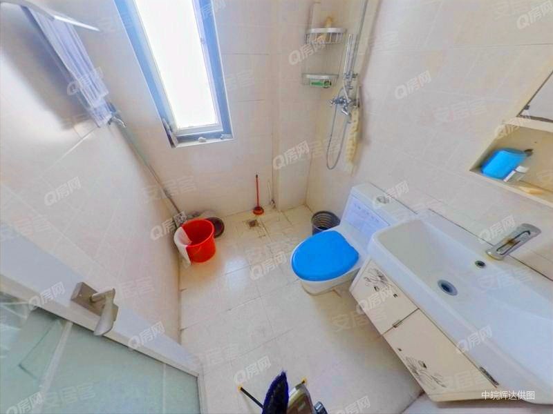 地铁口两房,顶楼复式带露台,空间利用率高,御琴湾二手房,135万,2室2厅