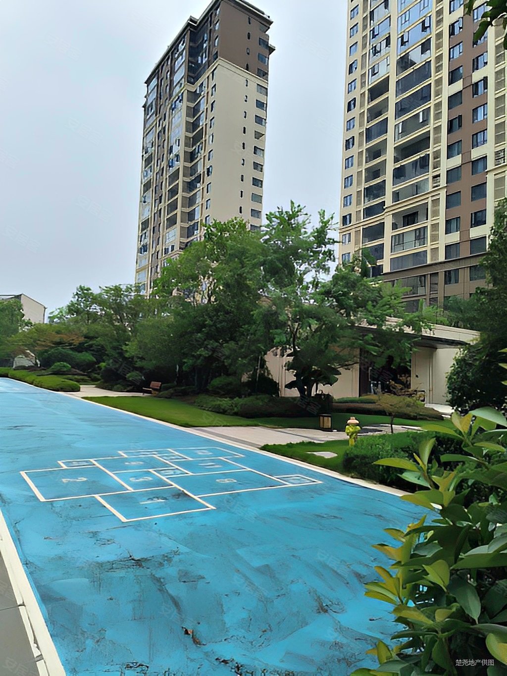 宁乡吾悦华府3室2厅2卫101.8㎡南北79.8万