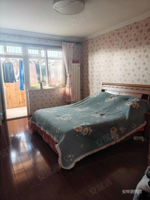 杜家坎环岛南 东山坡三里 100平2室2厅 可大谈 满五