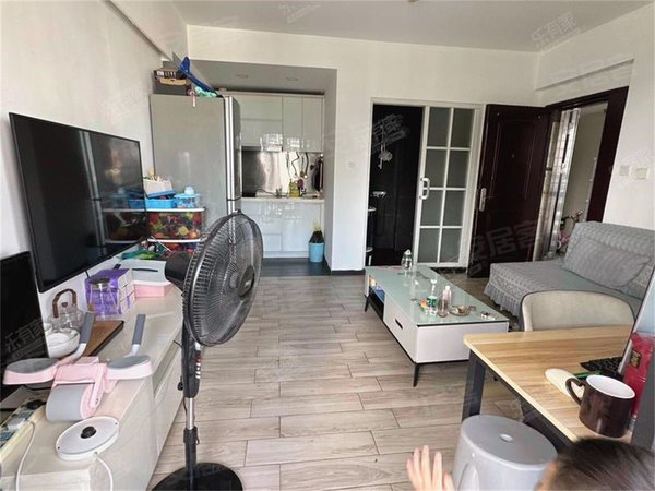 【多图】幸福华府,蔡屋围租房,红岭地铁口精装大2房1厅,厅出阳台,罗湖