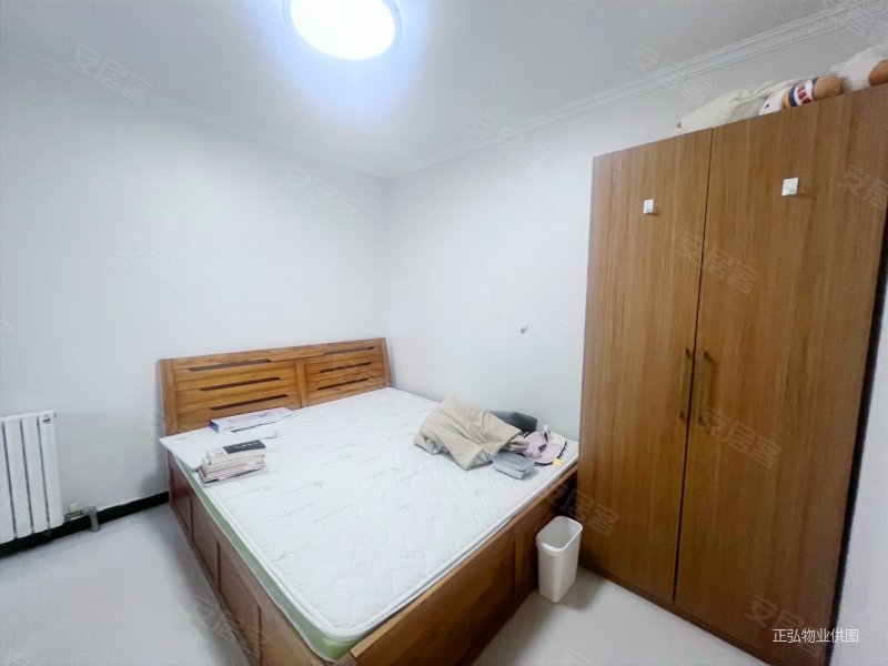 正弘数码公寓2室0厅1卫40.38㎡北68.9万