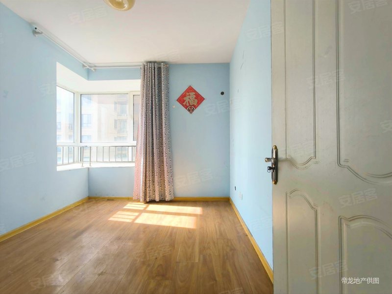 单价一万三多买套三 吾悦广场 地铁口 公园旁 小高层 好楼层