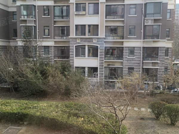 青岛即墨名都苑上海花园(即墨)上海花园 套三家具家电齐全 有钥匙随时