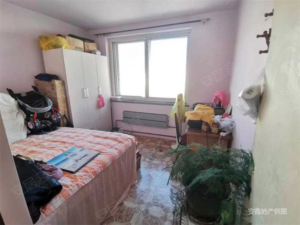 叠翠山庄 商品房 中间好楼层 集中供暖 南北通透